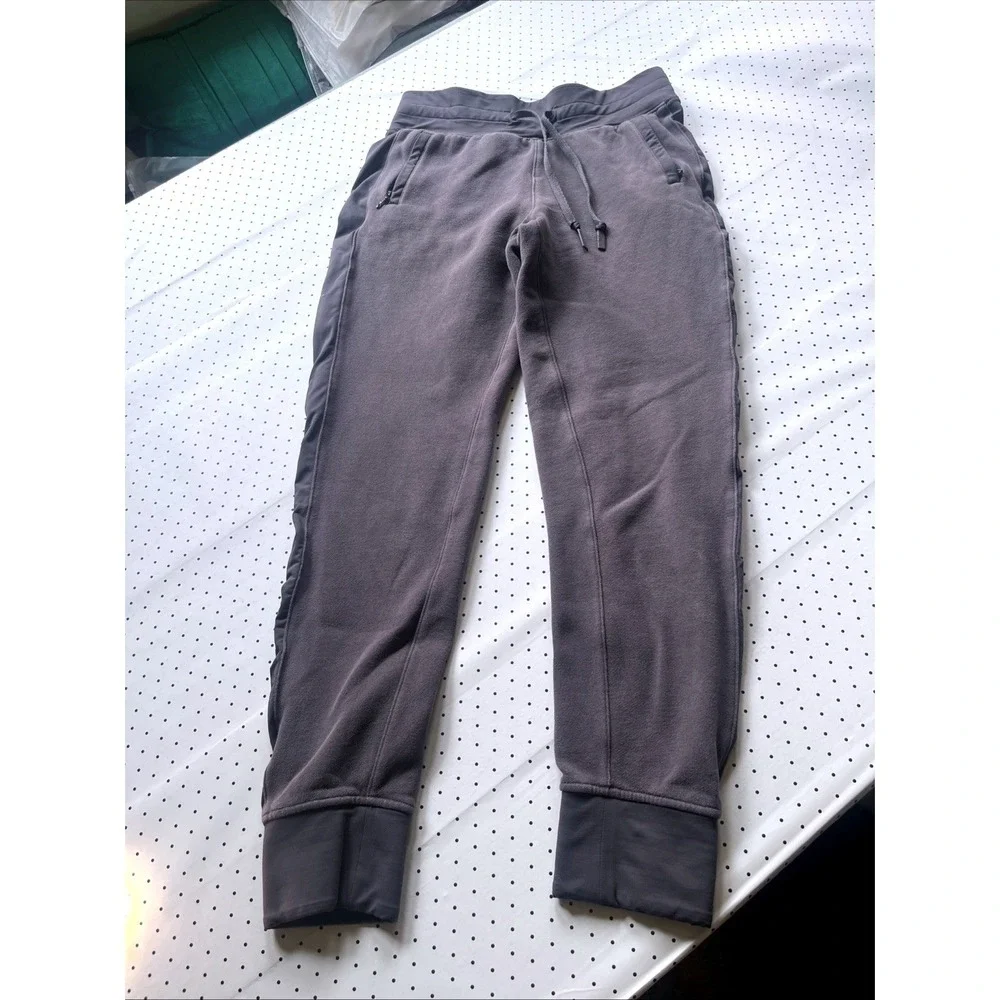 Lululemon Scuba Jogger Gray Fleece Lined Sweatpants Women's 4 Zip Pocket